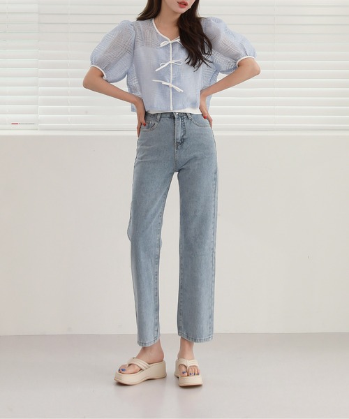 by muni:r(バイ ムニール)の「ストレートフィットスタンダードデニムパンツ(デニムパンツ・レディース・ライトブルー・SMALL/MEDIUM/LARGE)」の5枚目の写真