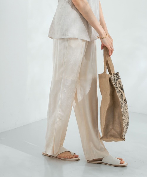 KBF（ケイビーエフ）の「ジャガードイージーパンツ（その他パンツ・レディース・ブラック/グレー/アイボリー・ONE）」の5枚目の写真