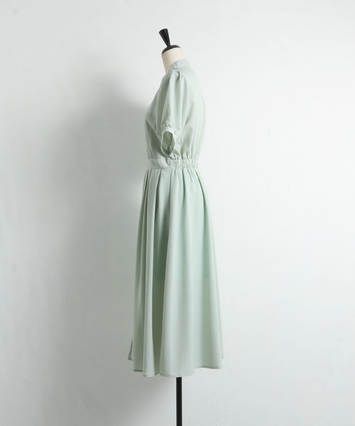 tocco closet(トッコ クローゼット)の「パール付きスキッパーデザインワンピース(ワンピース・レディース・ネイビー/ミント/グレイッシュベージュ・M)」の15枚目の写真