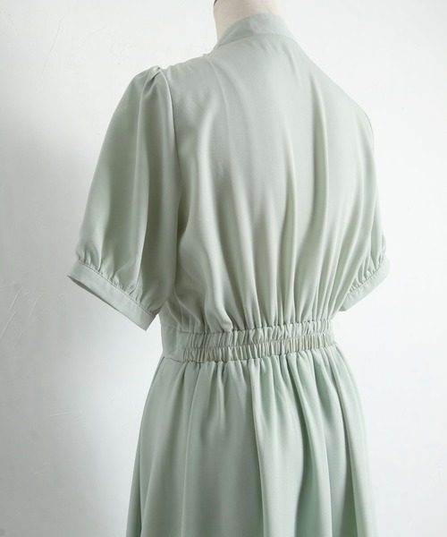 tocco closet(トッコ クローゼット)の「パール付きスキッパーデザインワンピース(ワンピース・レディース・ネイビー/ミント/グレイッシュベージュ・M)」の17枚目の写真