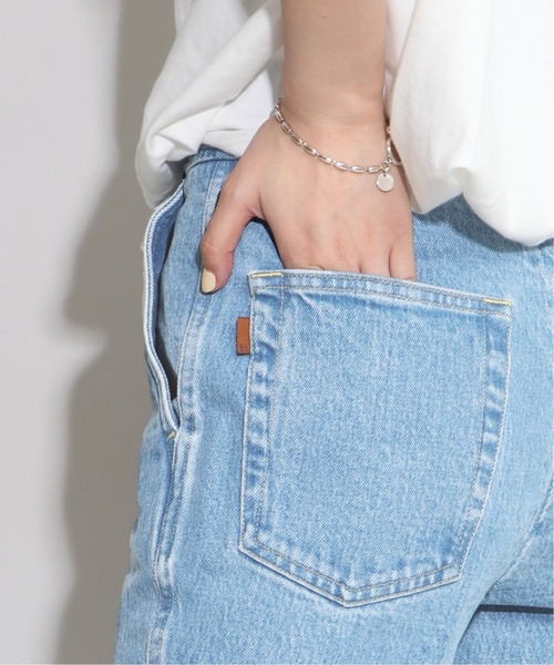 Spick & Span（スピックアンドスパン）の「≪追加≫【5 1/2】BEAUTY-LINE スリットデニム◆（デニムパンツ・レディース・ライトブルー/ブラック系その他・30/26/27/28/29）」の18枚目の写真