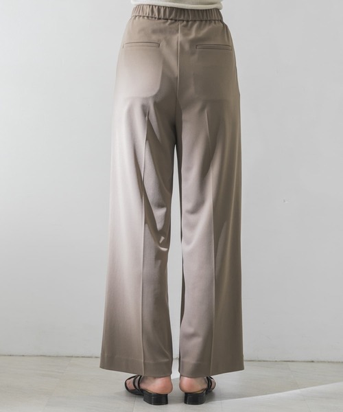 URBAN RESEARCH（アーバンリサーチ）の「強撚スムースストレートパンツ（その他パンツ・レディース・カーキ/ブラック・36/38）」の16枚目の写真