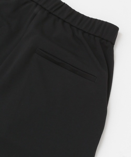URBAN RESEARCH（アーバンリサーチ）の「強撚スムースストレートパンツ（その他パンツ・レディース・カーキ/ブラック・36/38）」の12枚目の写真