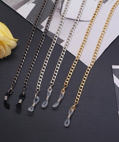 dictionary（ディクショナリー）の「【dictionary】メガネ・サングラスチェーン/マスクストラップ（メガネ・レディース・ブラック/シルバー/ゴールド/ゴールド系その他2/シルバー系その他3/シルバー系その他/ブラック系その他/シルバー系その他2/ブラック系その他2/ゴールド系その他/ゴールド系その他3・FREE）」の4枚目の写真