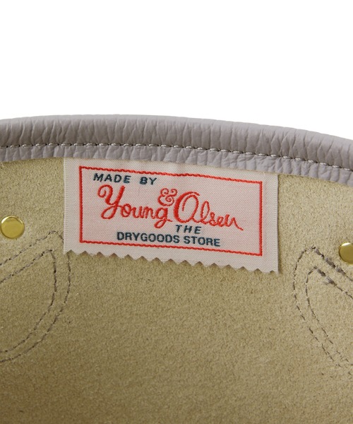 YOUNG&OLSEN The DRYGOODS STORE(ヤングアンドオルセン)の「【YOUNG&OLSEN】別注 EMBOSSED LEATHER TOTE S(トートバッグ・レディース・ブラウン/グレー/ピンク/オレンジ・M)」の17枚目の写真