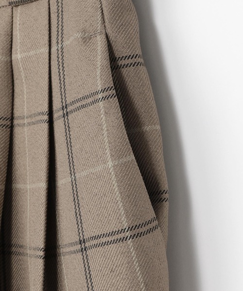 Heather(ヘザー)の「デイリーセットアップアソートタックパンツ 215254(スラックス・レディース・ブラック系その他/ベージュ系その他/ブルー・S/M)」の11枚目の写真