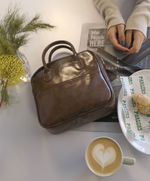 CORNERS（コーナーズ）の「スクエアミニボストンバッグ（ショルダーバッグ・レディース・ブラック/カーキ/グレイッシュベージュ/ブラウン・FREE）」の3枚目の写真