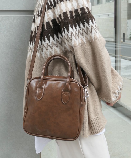 CORNERS（コーナーズ）の「スクエアミニボストンバッグ（ショルダーバッグ・レディース・ブラック/カーキ/グレイッシュベージュ/ブラウン・FREE）」の12枚目の写真