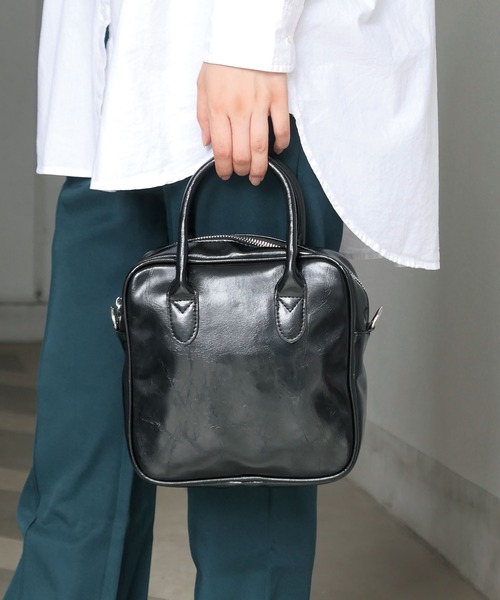 CORNERS（コーナーズ）の「スクエアミニボストンバッグ（ショルダーバッグ・レディース・ブラック/カーキ/グレイッシュベージュ/ブラウン・FREE）」の13枚目の写真