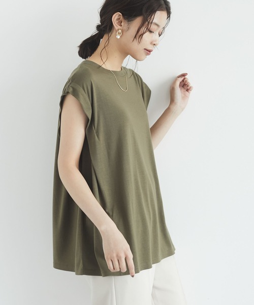 Green Parks(グリーンパークス)の「さらりノースリーブT*(Tシャツ/カットソー・レディース・ブラック/ブラウン/オフホワイト/カーキ・FREE)」の4枚目の写真