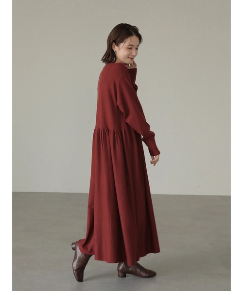 AMERICAN HOLIC(アメリカンホリック)の「ドルマンギャザーニットワンピース(ワンピース・レディース・ブラック/イエロー/ブルー/テラコッタ・FREE)」の11枚目の写真