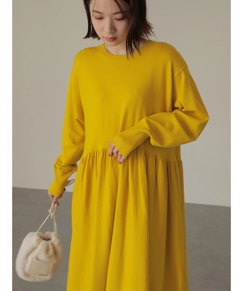 AMERICAN HOLIC(アメリカンホリック)の「ドルマンギャザーニットワンピース(ワンピース・レディース・ブラック/イエロー/ブルー/テラコッタ・FREE)」の17枚目の写真