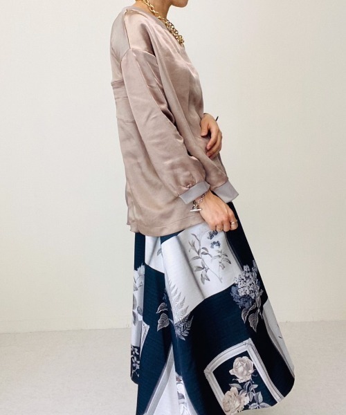 TEVALT（ヴァレット）の「バックプリーツプルオーバー（Tシャツ/カットソー・レディース・ブラック/モカ/グレー系・38）」の6枚目の写真