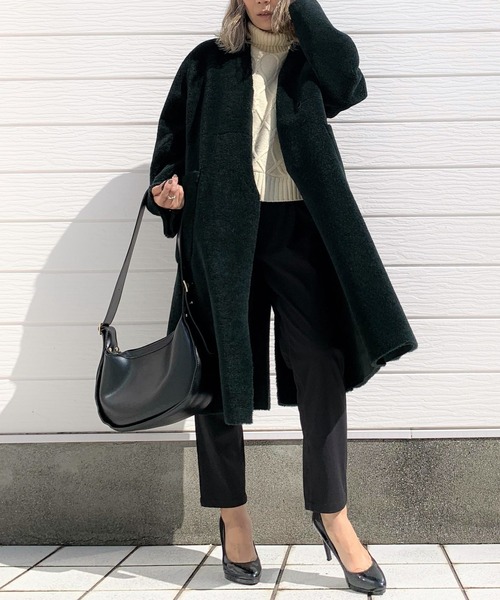 Q(キュー)の「フェイクムートンコート(ムートンコート・レディース・モスグリーン/ライトグレー/ブラック・MEDIUM)」の3枚目の写真