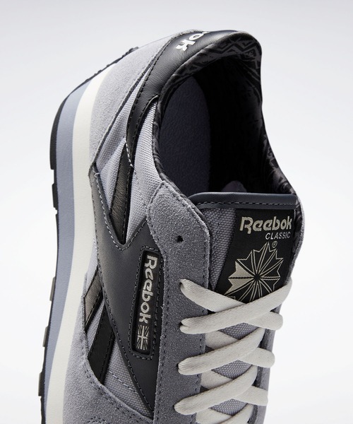 Reebok(リーボック)の「クラシック レザー AZ / Classic Leather AZ Shoes(スニーカー・メンズ・サンドベージュ/グレー系その他・22.5cm/23.5cm/24.5cm/25.5cm/26.5cm/27.5cm/28.5cm/23.0cm/24.0cm/25.0cm/26.0cm/27.0cm/28.0cm/29.0cm/22.0cm)」の12枚目の写真