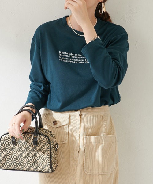 DISCOAT（ディスコート）の「【WEB限定】刺繍ロゴロンT（Tシャツ/カットソー・レディース・ブラック/グリーン/ホワイト×レッド/ホワイト×グリーン/ブルー/ベージュ/チャコールグレー/ホワイト×ブラック/ホワイト×ブルー/ホワイト×シルバー・FREE）」の9枚目の写真