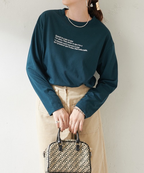 DISCOAT（ディスコート）の「【WEB限定】刺繍ロゴロンT（Tシャツ/カットソー・レディース・ブラック/グリーン/ホワイト×レッド/ホワイト×グリーン/ブルー/ベージュ/チャコールグレー/ホワイト×ブラック/ホワイト×ブルー/ホワイト×シルバー・FREE）」の19枚目の写真