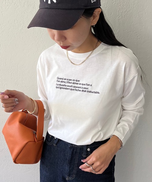 DISCOAT(ディスコート)の「【WEB限定】刺繍ロゴロングTシャツ(Tシャツ/カットソー・レディース・ブラック/グリーン/ホワイト×レッド/ホワイト×グリーン/ブルー/ベージュ/チャコールグレー/ホワイト×ブラック/ホワイト×ブルー/ホワイト×シルバー・FREE)」の16枚目の写真
