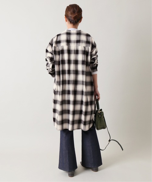 IENA(イエナ)の「ハイカット ネルチェックロングシャツ◆(シャツ/ブラウス・レディース・ホワイト/ブラック・38/36)」の22枚目の写真