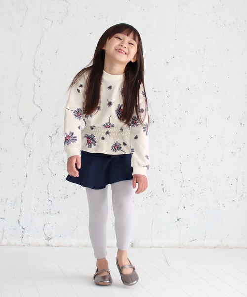 Rora(ローラ)の「エンターテイナー スカートパンツ (2color)(スカート・キッズ・オレンジ/ネイビー・100/150/110/120/130/140)」の4枚目の写真