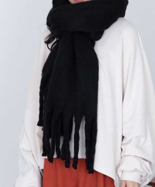 MERLOT(メルロー)の「もこもこマフラー(マフラー・レディース・ブラック/アイボリー/オレンジ/グリーン・FREE)」の21枚目の写真