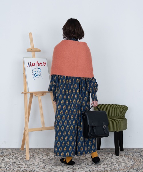 MERLOT(メルロー)の「もこもこマフラー(マフラー・レディース・ブラック/アイボリー/オレンジ/グリーン・FREE)」の19枚目の写真