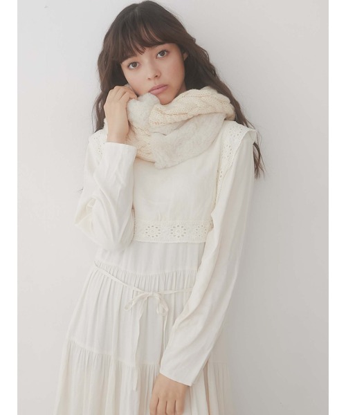 merry jenny（メリージェニー）の「ファーコンビニットスヌード（ネックウォーマー/スヌード・レディース・ブラック/アイボリー・FREE）」の11枚目の写真