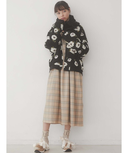 merry jenny（メリージェニー）の「ファーコンビニットスヌード（ネックウォーマー/スヌード・レディース・ブラック/アイボリー・FREE）」の17枚目の写真