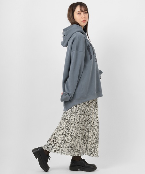 make a ray!（メイク ア レイ！）の「カレッジロゴ オーバーサイズ プリントプルパーカー/フーディー/裏起毛（パーカー・メンズ・ホワイト/ブラック/ベージュ/ネイビー/グレー/ブルー/グリーン/オートミール・M/L/XL）」の21枚目の写真