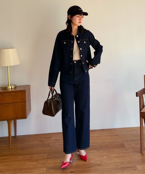 EPIMI E'PIMMY(エピミエピミー)の「〈Set upにも〉コンパクトスリムデニムジャケット(デニムジャケット・レディース・ブラック/ネイビー/ブルー・MEDIUM)」の5枚目の写真