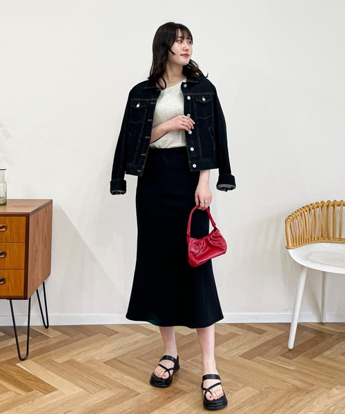 EPIMI E'PIMMY(エピミエピミー)の「〈Set upにも〉コンパクトスリムデニムジャケット(デニムジャケット・レディース・ブラック/ネイビー/ブルー・MEDIUM)」の19枚目の写真