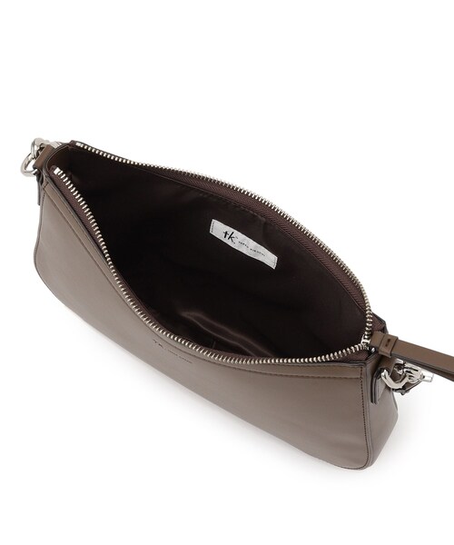 tk.TAKEO KIKUCHI(ティーケータケオキクチ)の「◆シンセティックレザー2WAYムーンバッグ(ショルダーバッグ・レディース・ブラック/ブラウン系その他・00)」の9枚目の写真