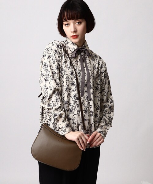 tk.TAKEO KIKUCHI(ティーケータケオキクチ)の「◆シンセティックレザー2WAYムーンバッグ(ショルダーバッグ・レディース・ブラック/ブラウン系その他・00)」の14枚目の写真