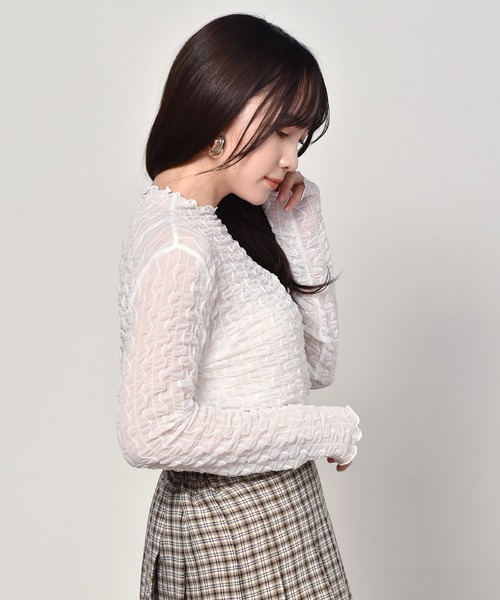 ems excite(エムズエキサイト)の「ウェーブシアーCT(Tシャツ/カットソー・レディース・ブラック/オフホワイト/アイボリー・FREE)」の7枚目の写真