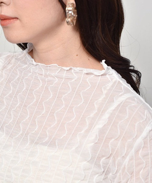 ems excite(エムズエキサイト)の「ウェーブシアーCT(Tシャツ/カットソー・レディース・ブラック/オフホワイト/アイボリー・FREE)」の11枚目の写真