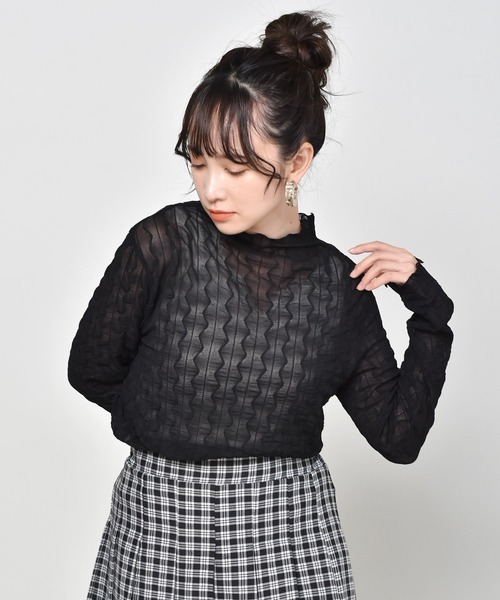 ems excite(エムズエキサイト)の「ウェーブシアーCT(Tシャツ/カットソー・レディース・ブラック/オフホワイト/アイボリー・FREE)」の19枚目の写真