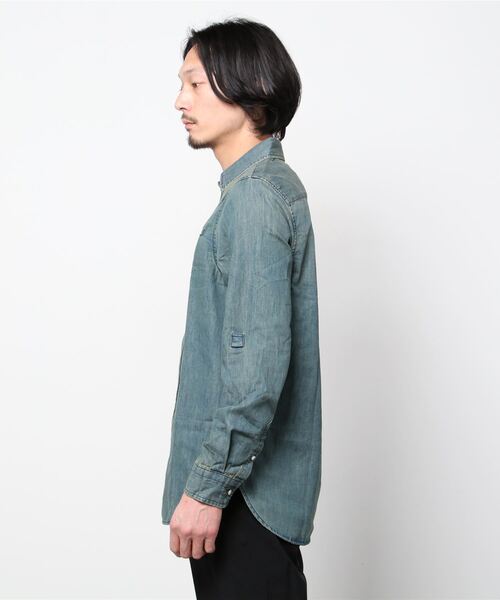 SCOTCH&SODA(スコッチアンドソーダ)の「ライトウェイトデニムシャツ【165310】(シャツ/ブラウス・メンズ・インディゴブルー・MEDIUM/SMALL/LARGE)」の2枚目の写真