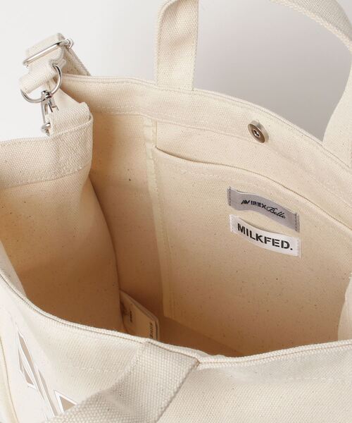 AVIREX(アヴィレックス)の「【MILKFED.×AVIREX】SHOULDER TOTE BAG/ショルダートート バッグ/ミルクフェド/アヴィレックス(ショルダーバッグ・レディース・ブラウン/オフホワイト・FREE)」の14枚目の写真