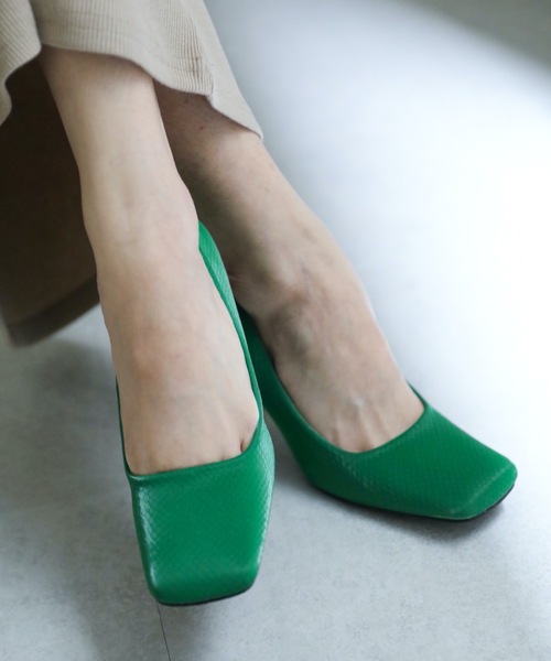 ap retro（アプレトロ）の「スクエアパンプス（パンプス・レディース・ブラック/アイボリー/グリーン・LARGE/MEDIUM）」の3枚目の写真
