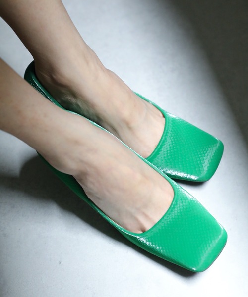 ap retro（アプレトロ）の「スクエアパンプス（パンプス・レディース・ブラック/アイボリー/グリーン・LARGE/MEDIUM）」の21枚目の写真