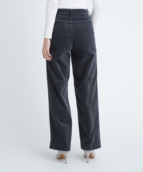 YANUK（ヤヌーク）の「【YANUK/ヤヌーク】ワイドストレート コーデュロイトラウザー LILITH (リリス)（その他パンツ・レディース・ライトベージュ/チャコールグレー・XS/S/M）」の7枚目の写真