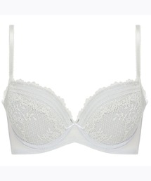 AMOSTYLE BY Triumph（アモスタイルバイトリンプ）の「デイリーAMOSTYLE 3/4カップブラ ブラ&ショーツセット（ロマンティックレトロ）【B,C,Dカップ】AMST270 WHU + Mini JX（ブラ&ショーツ・レディース）」