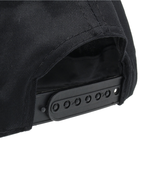 Ray BEAMS（レイビームス）の「BERNSTOCK SPEIRS / グリッター バニー キャップ（キャップ・レディース・ナチュラル/レッド系その他・ONE SIZE）」の6枚目の写真