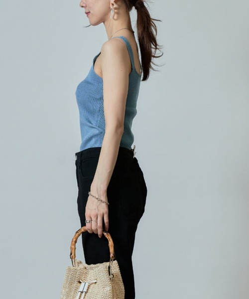 MAISON BREEZE（メゾンブリーズ）の「【MAISON BREEZE】ワイドストラップリブニットキャミソール SCCH140（タンクトップ・レディース・ホワイト/ブラック/グリーン/サックスブルー/イエロー・FREE）」の12枚目の写真
