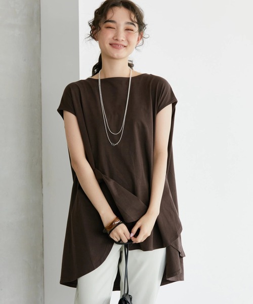 AMERICAN HOLIC（アメリカンホリック）の「サイドスリットフレンチスリーブカットチュニック（Tシャツ/カットソー・レディース・ブラック/ブラウン/オフホワイト/ライトベージュ・M/L）」の3枚目の写真
