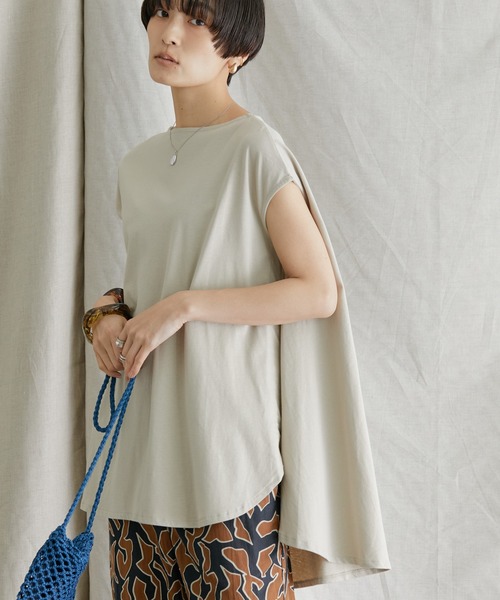 AMERICAN HOLIC（アメリカンホリック）の「サイドスリットフレンチスリーブカットチュニック（Tシャツ/カットソー・レディース・ブラック/ブラウン/オフホワイト/ライトベージュ・M/L）」の4枚目の写真