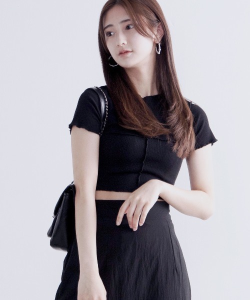 Figments(フィグメンツ)の「オーバーステッチチビTシャツ(Tシャツ/カットソー・レディース・カーキ/ホワイト/ブラック・FREE)」の3枚目の写真