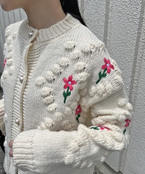 Jewelobe（ジュエローブ）の「花刺繍レトロモコモコカーディガン（カーディガン/ボレロ・レディース・アイボリー・FREE）」の5枚目の写真