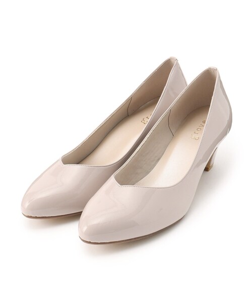 grove（グローブ）の「【ふわっと心地よい足入れ】やわここち（R）Vカットパンプス（日本製）（パンプス・レディース・ブラック/ベージュ系その他7/ブラック系3/ダークブラウン系7/ブルー系7/ライトベージュ/ピンク系その他/チャコール/ブラック系6/オフホワイト・50/10/40/35/45/30/25/15 /20/55）」の10枚目の写真