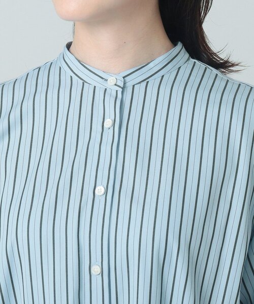 UNTITLED（アンタイトル）の「◆【一枚着からレイヤードまで】セーヌコットンブロード チュニックシャツ＜洗える／防シワ加工／カラバリ豊富＞（チュニック・レディース・サックスブルー系2/サックスブルー/オフホワイト・48/00/04/01/44/02/03）」の8枚目の写真